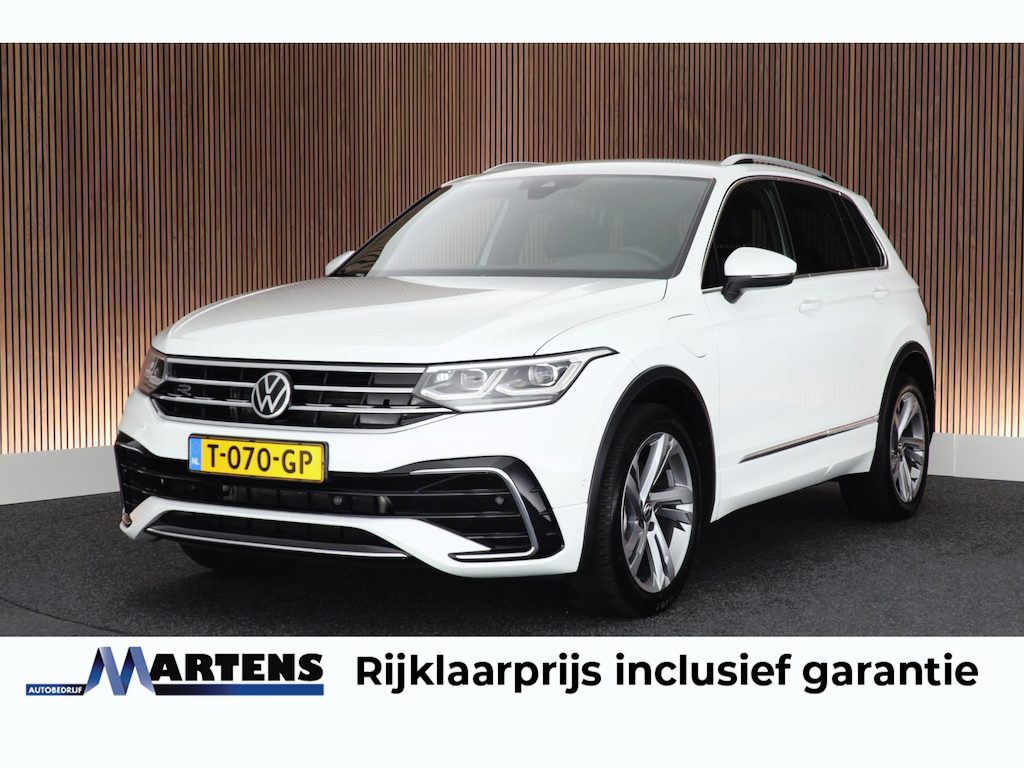 Volkswagen Tiguan 1.4 TSI 245pk eHybrid R-Line Business+ Trekhaak Camera Stoelverwarming Keyless Virtual Cockpit LED Navigatie