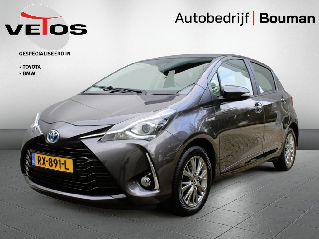 Toyota Yaris 1.5 Hybrid Design / Cruise cntrl. / Navigatie / Bluetooth
