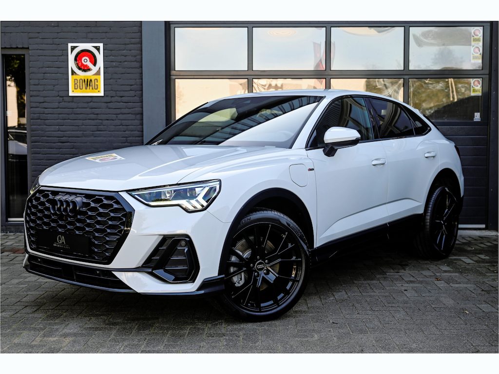 Audi Q3 Sportback 45 TFSI e S line ACC, Apple carplay, Elektrische trekhaak