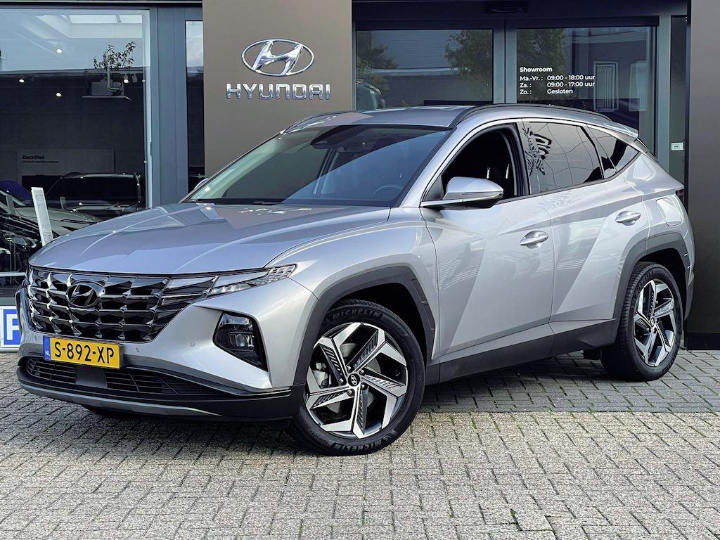 Hyundai Tucson 1.6 T-GDI PHEV Comfort Smart 4WD | Trekhaak | Navi | Stoel-Stuurverwarming | Elek. Achterklep | Climate Control | Adaptive Cruise