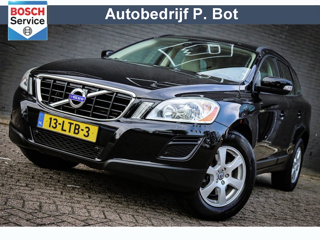Volvo XC60 2.0T Kinetic Trekhaak/Leder/Navi