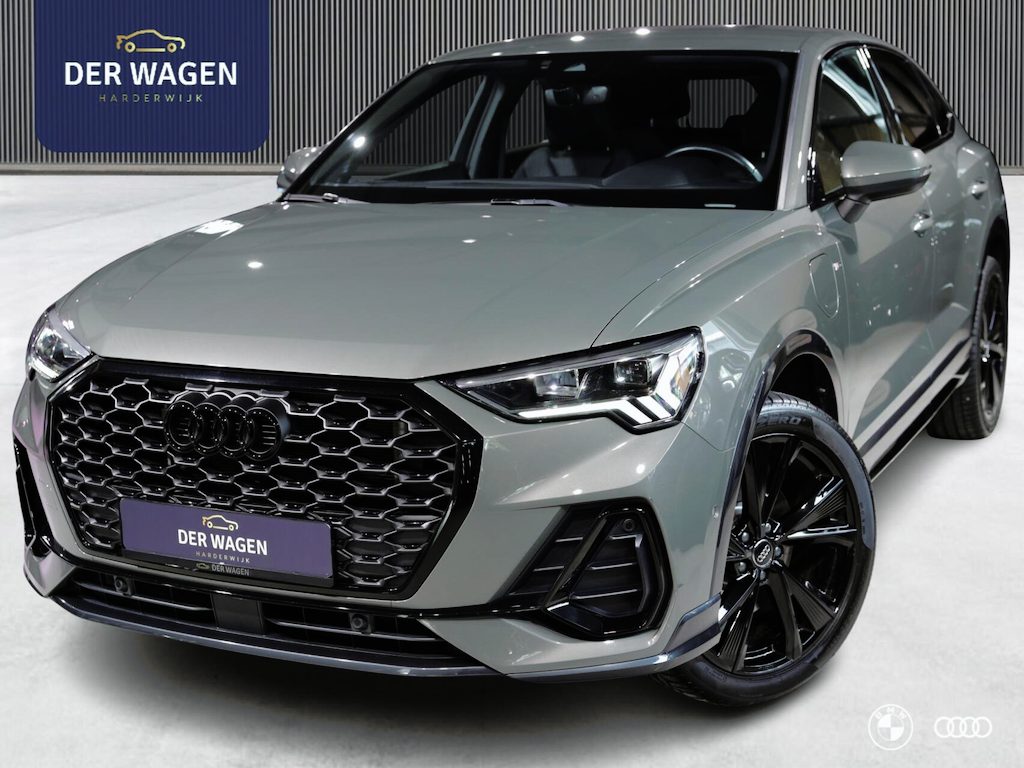 Audi Q3 Sportback 45 TFSI e S Edition / 3x S-LINE / BLACK PACK / ACC / DODEHOEK / CAMERA / 20" / STOELVERW