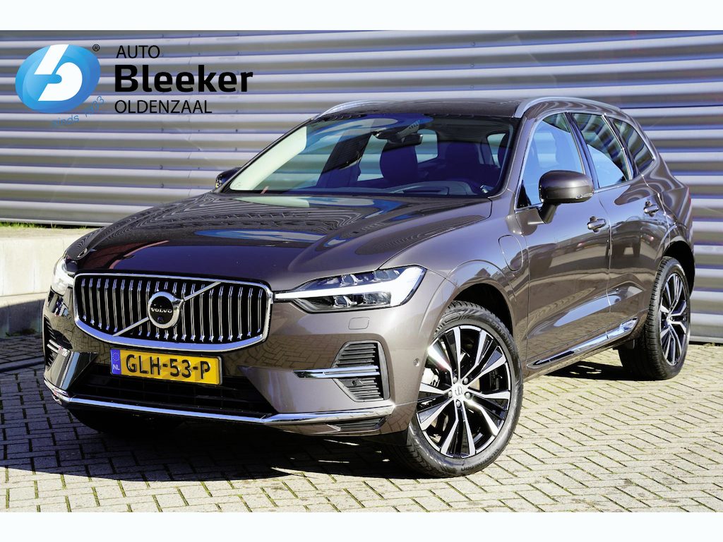 Volvo XC60 2.0 T8 455pk AWD Plus Bright Leer Pano Trekh.