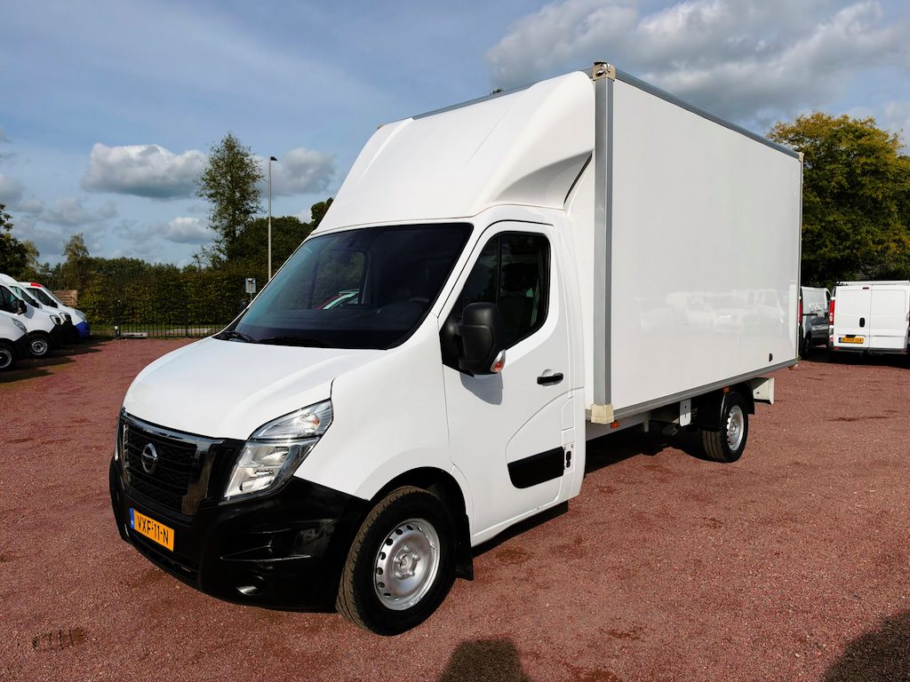 Nissan Interstar 2.3 dCi 120KW Bakwagen Koffer ( Renault Master)