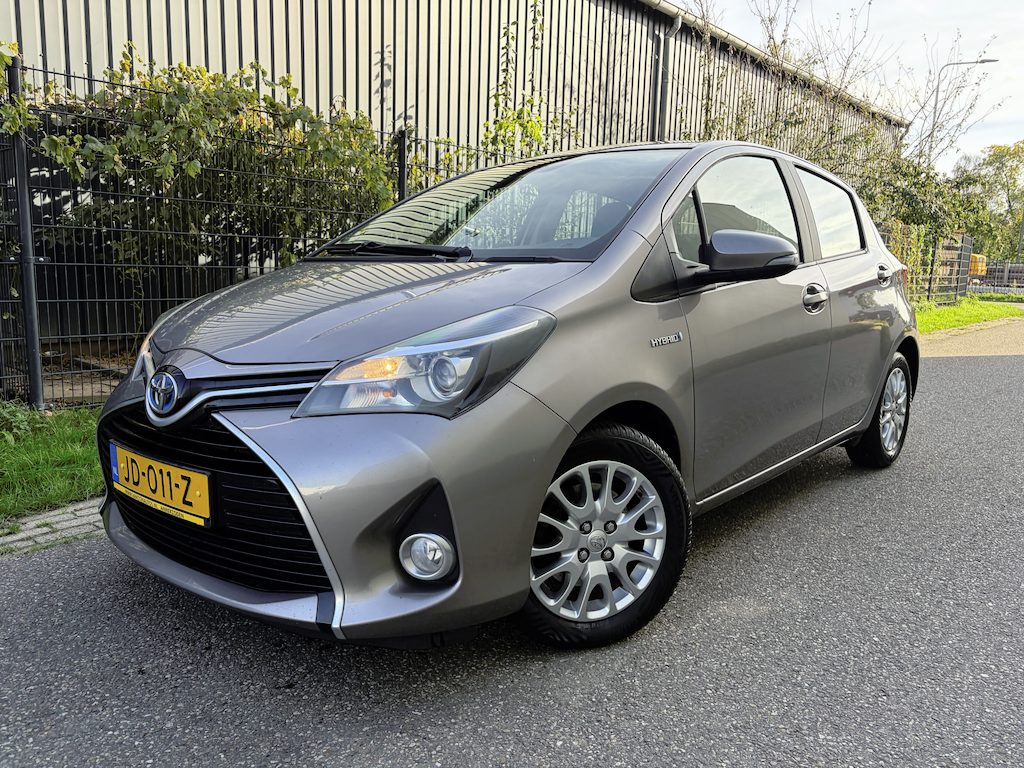Toyota Yaris 1.5 Hybrid Lease / AUTOMAAT / NAVI / CLIMATE / CRUISE