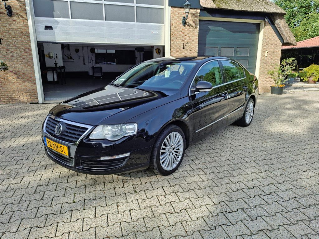 Volkswagen Passat 3.2 V6 Comflortline 4M