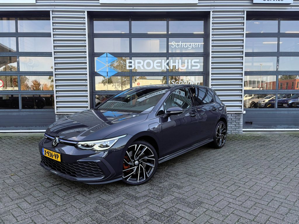 Volkswagen Golf 1.4 eHybrid 245 pk GTE | Apple Carplay | Parkeersensoren | Cruise control adaptief |