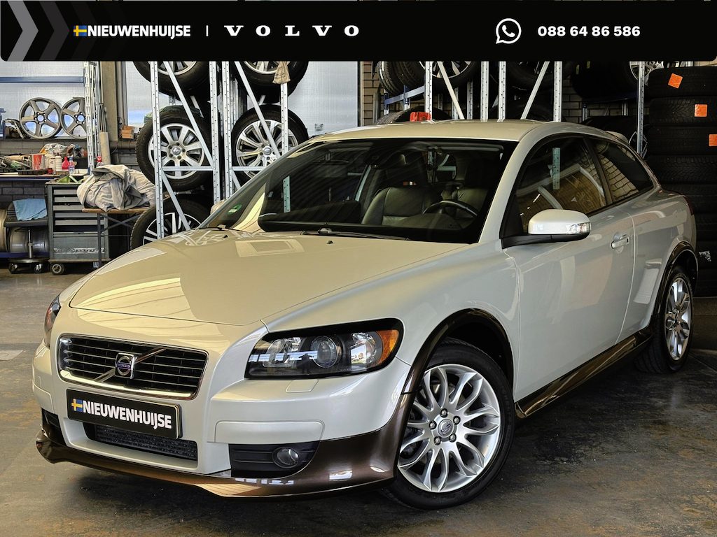 Volvo C30 2.5 T5 Summum | Nederlandse auto | Volvo dealer onderhouden | Stoel verwarming | 12 mnd BOVAG garantie | Leder |