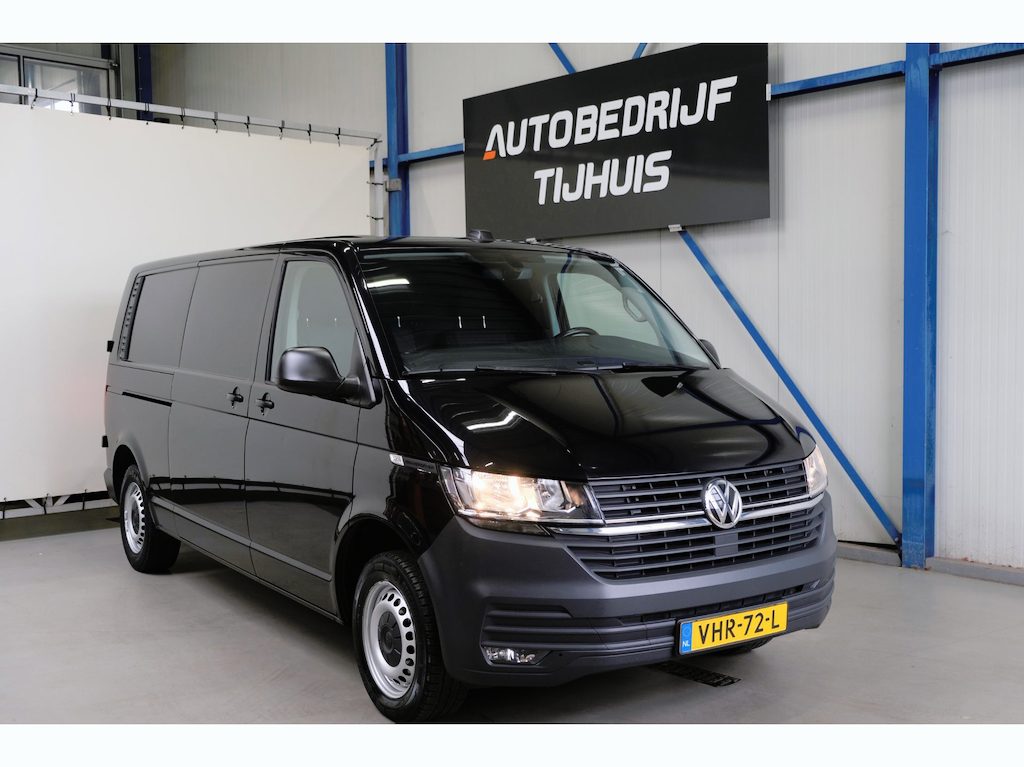 Volkswagen Transporter 2.0 TDI L2H1 30 Automaat - N.A.P. Airco, Cruise, Navi, PDC, Carplay, Trekhaak.