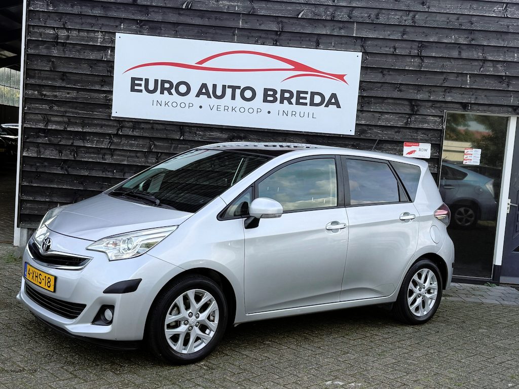 Toyota Verso-S 1.3 VVT-i Trend