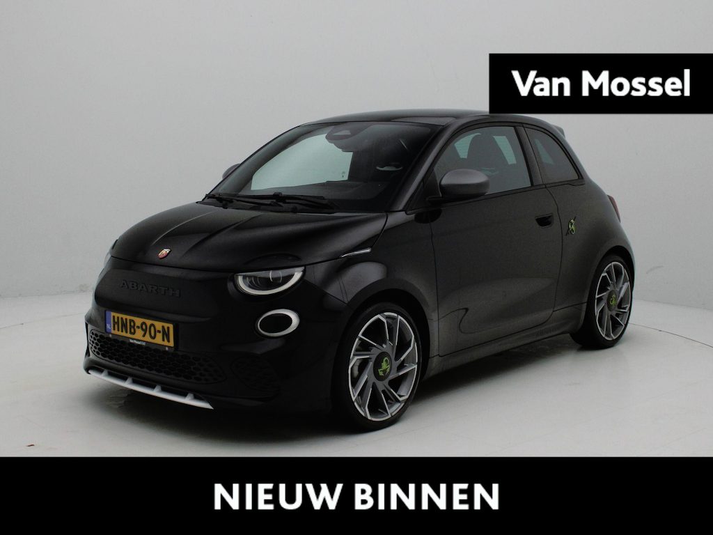 Abarth 500e Turismo 42 kWh | 18'' Velgen | Parkeercamera | JBL Soundsystem | Sportstoelen |