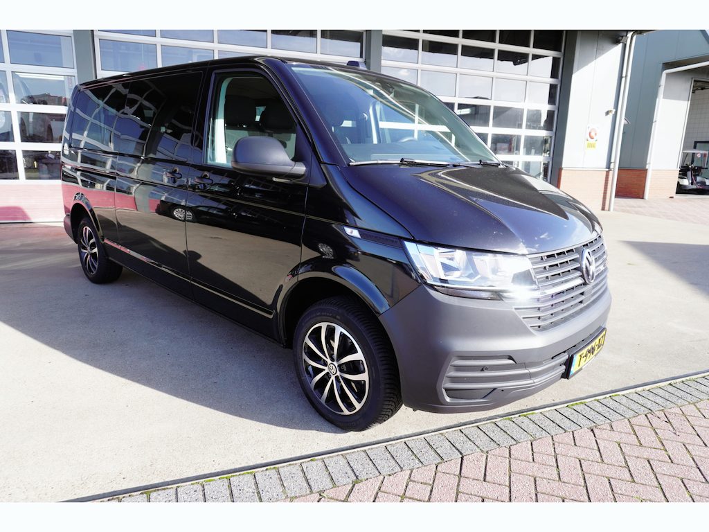 Volkswagen Transporter Kombi 2.0 TDI 150PK L2H1 9 Persoons nr. V120 | Airco | Cruise | Navi | trekhaak