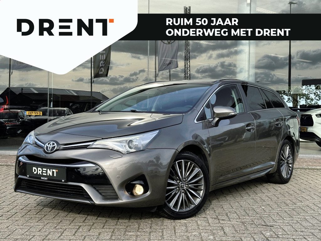 Toyota Avensis Touring Sports 1.8 VVT-i Premium | Trekhaak | Automaat | Stoelverwarming