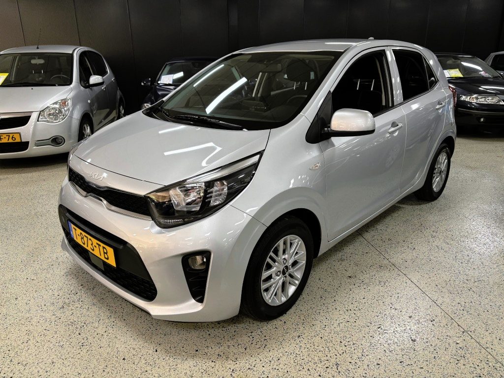 Kia Picanto 1.0 i Verw. Stoelen en Stuur / Airco / Camera / Apple / Android / Dab Radio