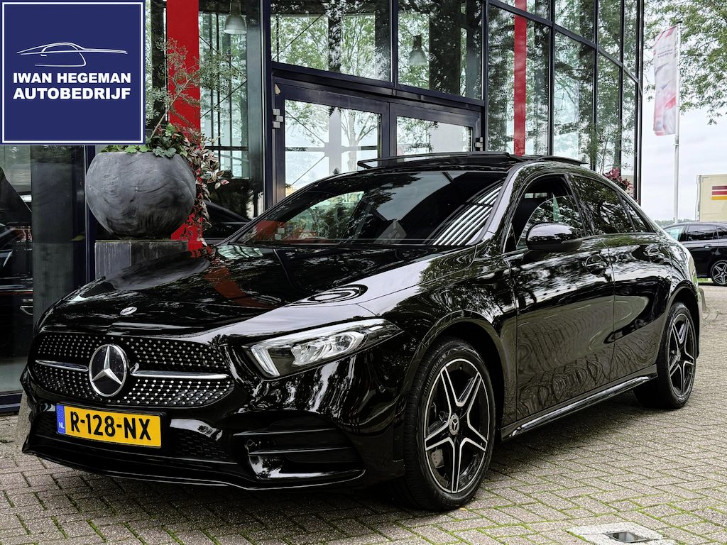 Mercedes-Benz A-klasse 250 e Business Solution AMG Limited | SOH 93,99% | Panoramadak | Sfeerverlichting | PDC + Camera | Climate control | Navigatie |