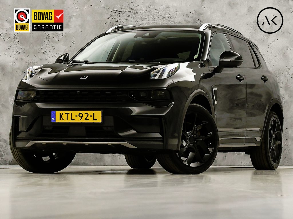 Lynk & Co 01 1.5 Black Pack 262Pk (SOH 93,5%, PANORAMADAK, APPLE CARPLAY, INFINITY AUDIO, SFEERVERLICHTING, MEMORY SPORTSTOELEN, ADAPTIVE CRUISE CONTROL, 360 CAMERA, STOELVERWARMING, GETINT GLAS, KEYLESS)