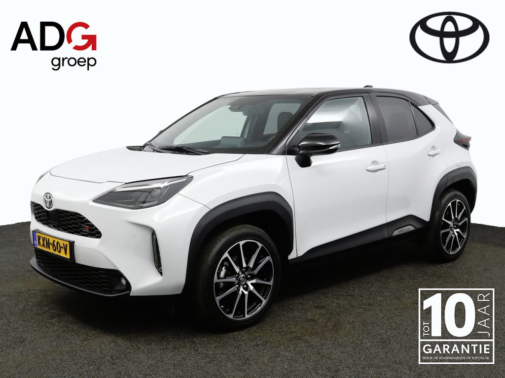 Toyota Yaris Cross 1.5 Hybrid GR Sport | 18" GR Sport Lichtmetalen Velgen | GR Sport onderstel | Half Lederen Sportstoelen | 10 Jaar Garantie! |