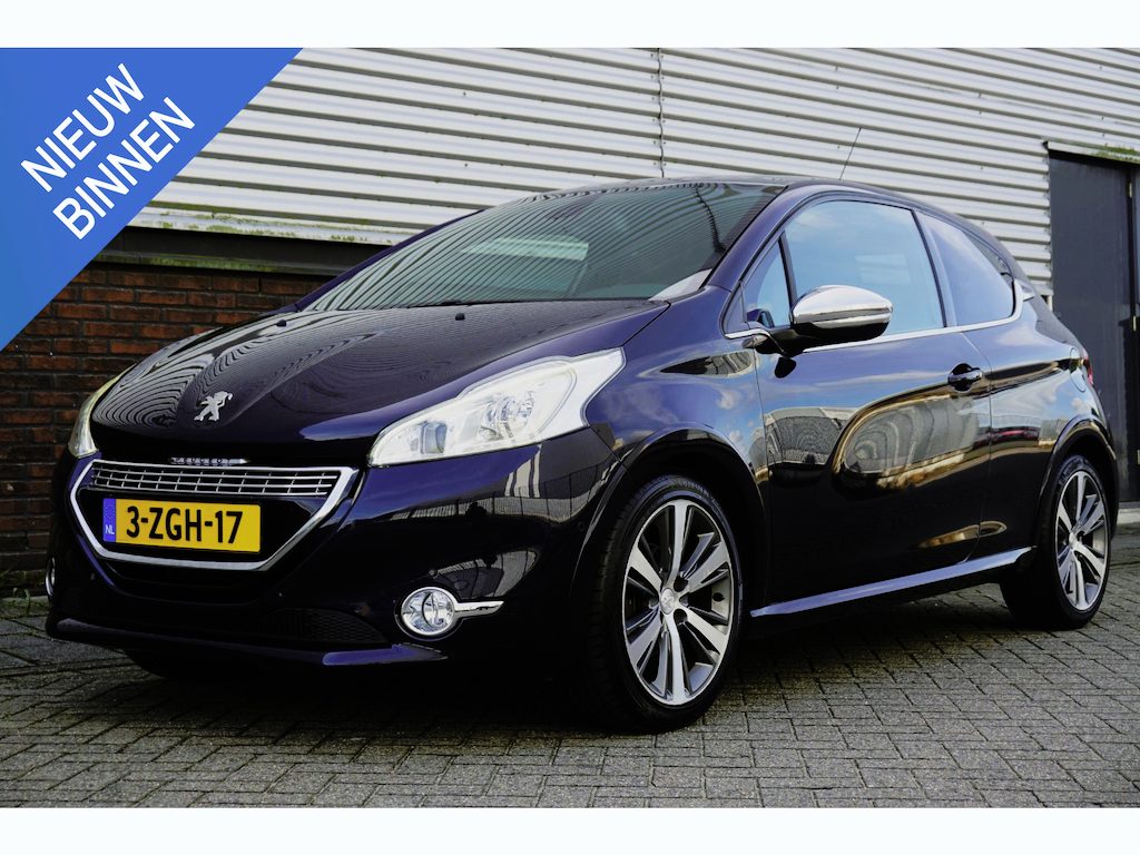 Peugeot 208 1.2 PureTech XY/110PK/PANODAK/GEREVISEERDE MOTOR.