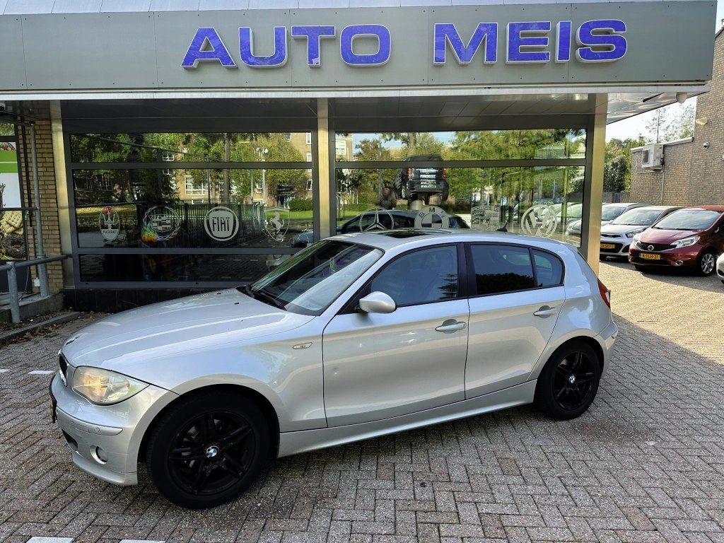 BMW 1-Serie 116I High Executive Geluid Distributieketting