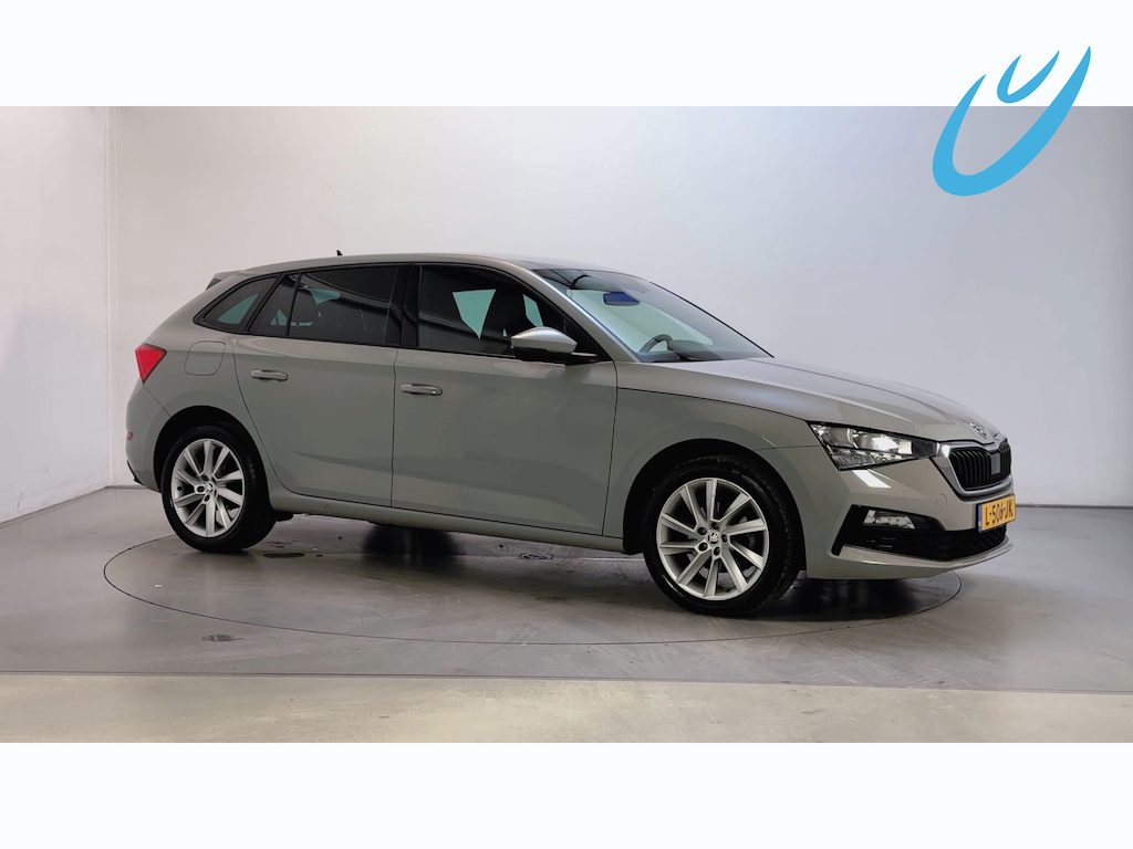 Skoda Scala 1.5 TSI 150pk DSG Sport Business Stoelverwarming Camera Navigatie Parkeersensoren