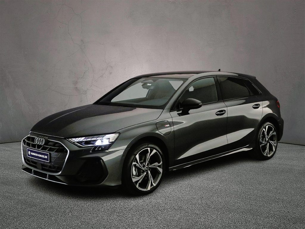 Audi A3 Sportback 40 TFSI e S edition | Panoramadak | Camera | Adapt Cruise | Zwart optiek | Privacy Glas | Full-LED | Audi Virtual Cockpit