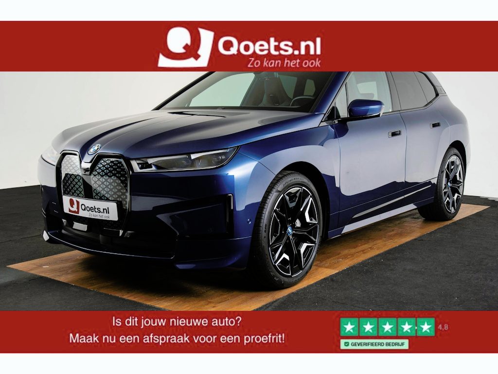BMW iX xDrive40 Excellence 77 kWh Trekhaak - Panoramadak - Driving Assistant Professional - Harman Kardon - Getinte Ruiten - Clear&Bold' kristalelementen - Warmte Comfortpakket voor en achter -