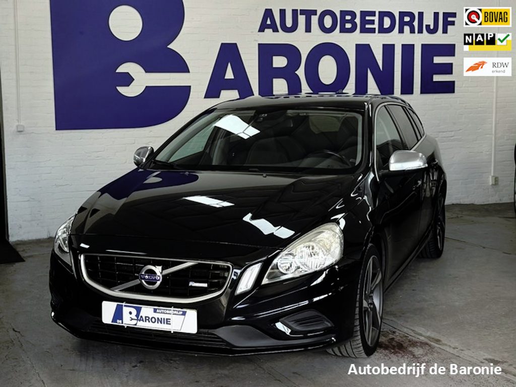 Volvo V60 1.6 T3 R-Design