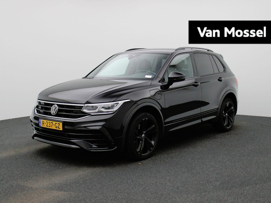 Volkswagen Tiguan 1.4 TSI eHybrid R-Line Business+ 245 PK | R-Line | Automaat | Navigatie | Parkeersensoren | Keyless Access | Adaptive Cruise Control | Climatronic | Digital Cockpit Pro | Apple Carplay | Android Auto |
