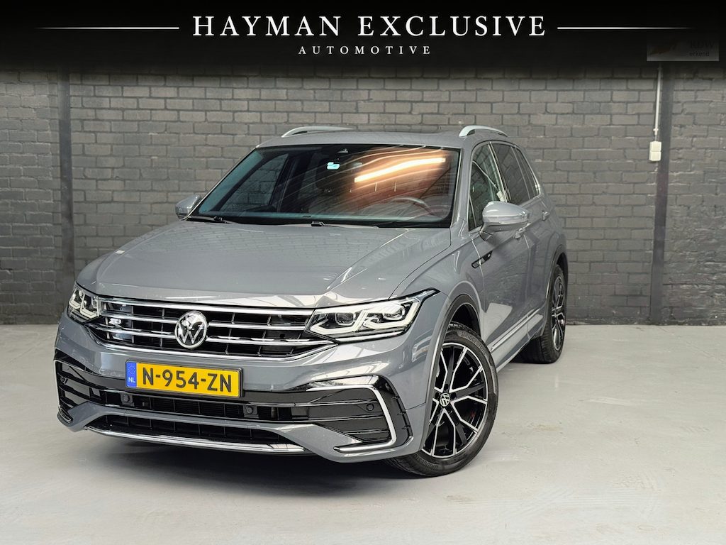 Volkswagen Tiguan 1.5 TSI R-Line Business+ | PANO |CARPLAY | CAMERA | KEYLESS | ELEK. TREKHAAK
