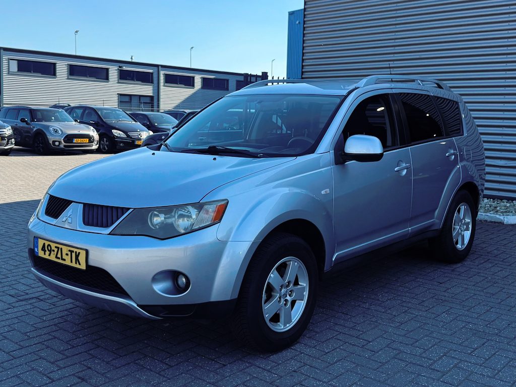 Mitsubishi Outlander 2.4 Intro Edition 2WD