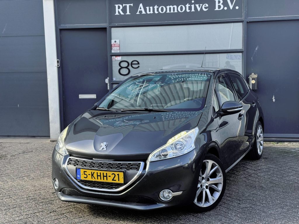Peugeot 208 1.6 VTi Allure Automaat