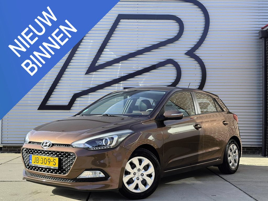 Hyundai i20 1.2 HP i-Motion Comfort 1e Eigenaar|Navi|Camera|Trekhaak|Clima|Cruise|PDC|N.A.P|APK tot 02-2027