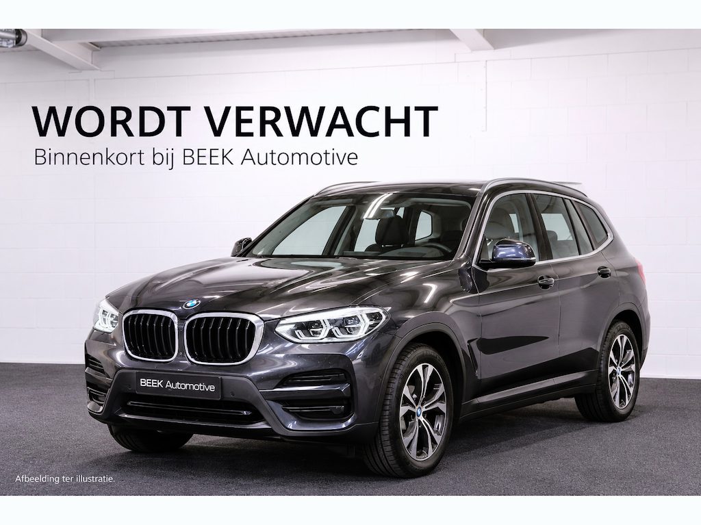 BMW X3 xDrive30e High Executive | PANO | TRKHAAK | LEDER