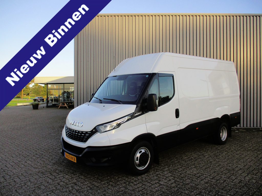 IVECO Daily 35C18 3.0 L2 H2 Automaat Navi Airco 3500 KG trekgewicht
