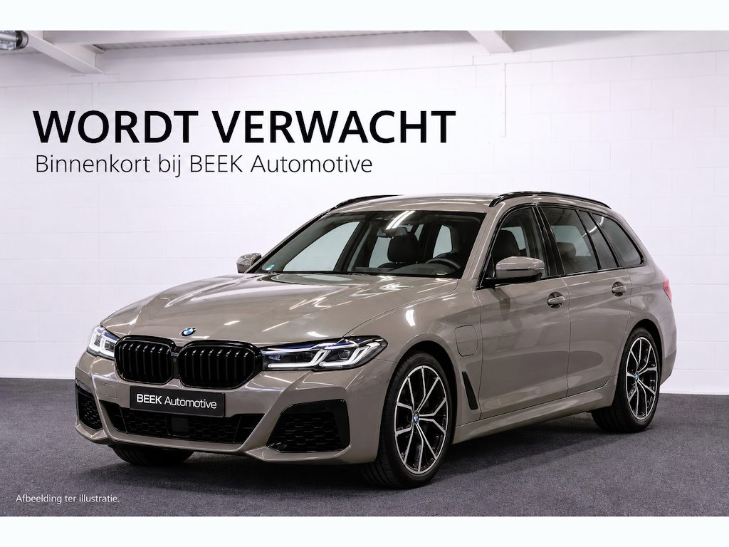 BMW 5-Serie Touring 530e | M Sport | LASER | STOELVERW. |