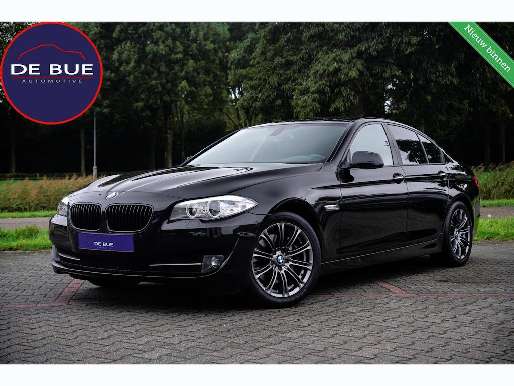BMW 5-Serie 528i 245PK|M-Sport|NL Auto NAP|High Executive|LED|Leder|Cruise Control|Navi|Volledig Onderhouden