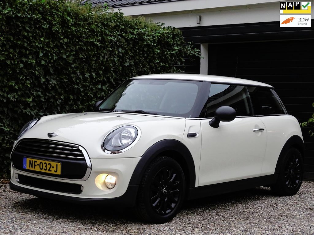 MINI Mini Business | Airco | Cruise control | Navi | PDC achter