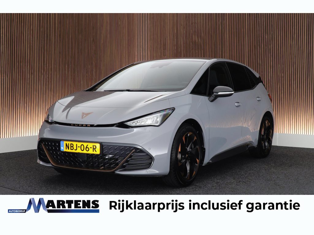 CUPRA Born Performance 62 kWh 204pk Elec. Sportstoelen Massage Stoelverwarming ACC Achteruitrijcamera