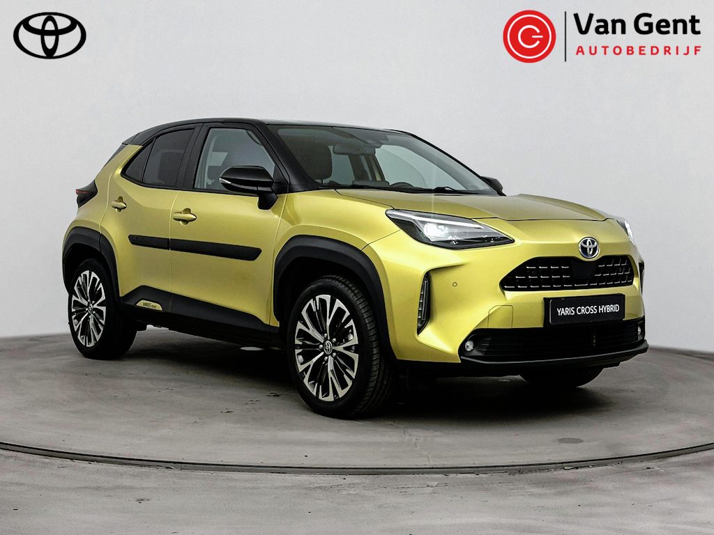 Toyota Yaris Cross 1.5 Hybrid Executive | Dodehoek detectie | Stoelverwarming | Head-up display | JBL | Apple Carplay / Android Auto | Parkeersensoren voor/achter | Elektrische achterklep | 18 inch