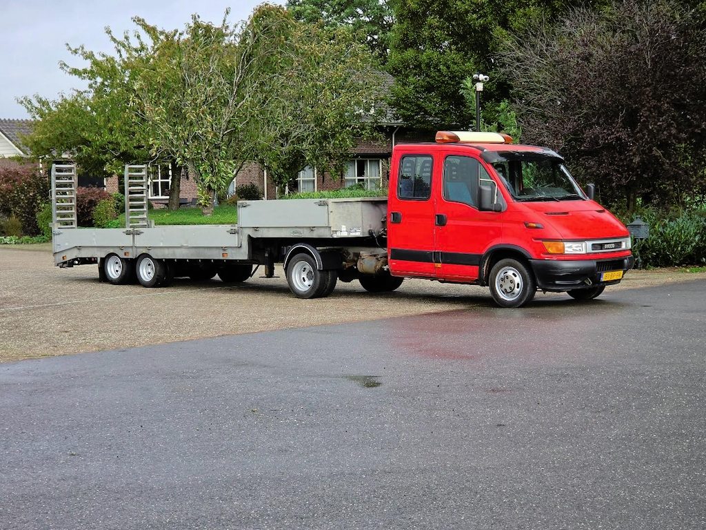 IVECO Daily 40C 145pk met veldhuizen trailer en dubbele cabine!