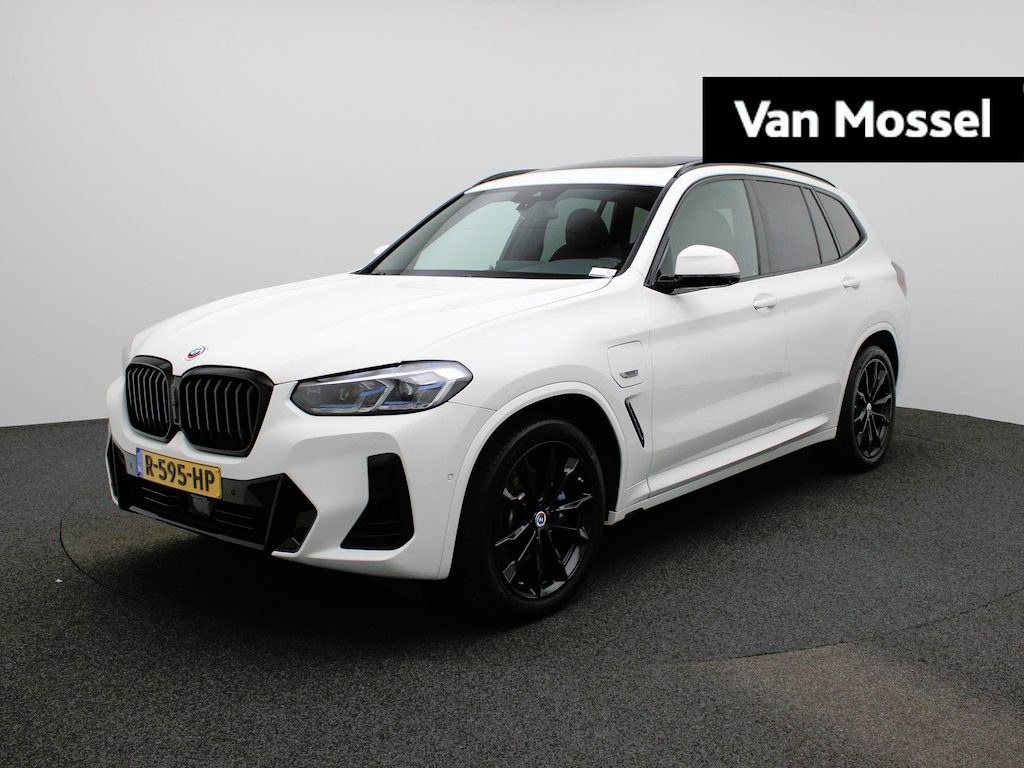BMW X3 xDrive30e Business Edition Plus | M Sport | Climate Control | Apple Carplay/Android Auto | lederen bekleding |