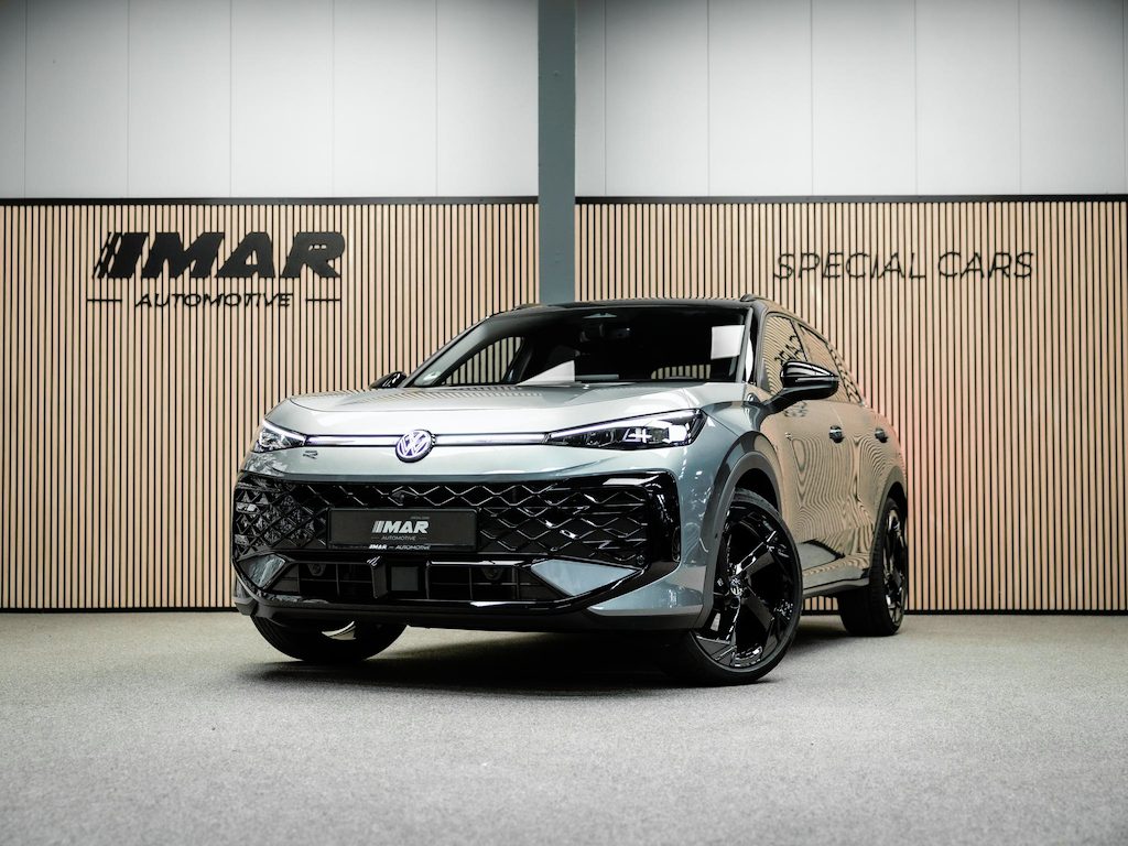 Volkswagen T-Roc T-roc R-line Vol uit gevoerde T-Roc R-line mooie kleurstelling