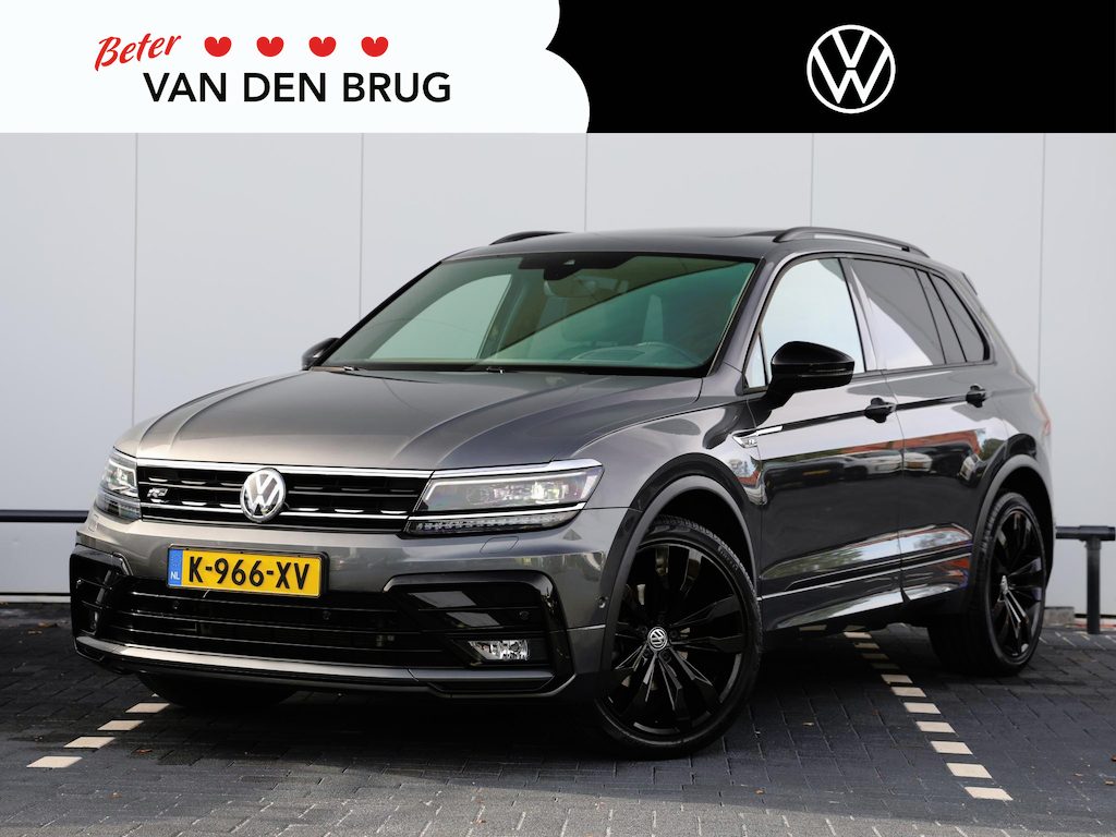 Volkswagen Tiguan 1.5 TSI ACT R-Line 150PK DSG | Black Style | Trekhaak | Panoramadak | Elektrische achterklep | Head-Up Display | 20'' Suzuka | Camera | Navigatie | Cruise control |