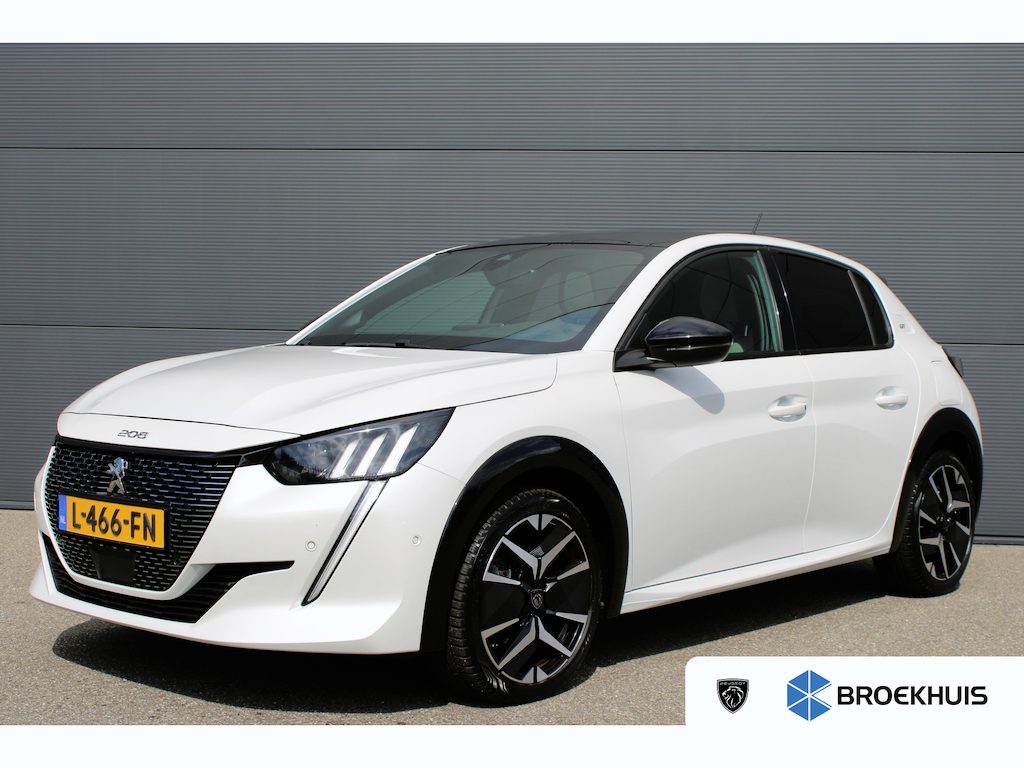 Peugeot 208 1.2 PureTech GT Pack | Navigatie | Camera | Panoramadak | Stoelverwarming | Full LED | Alcantara | 76.000km |