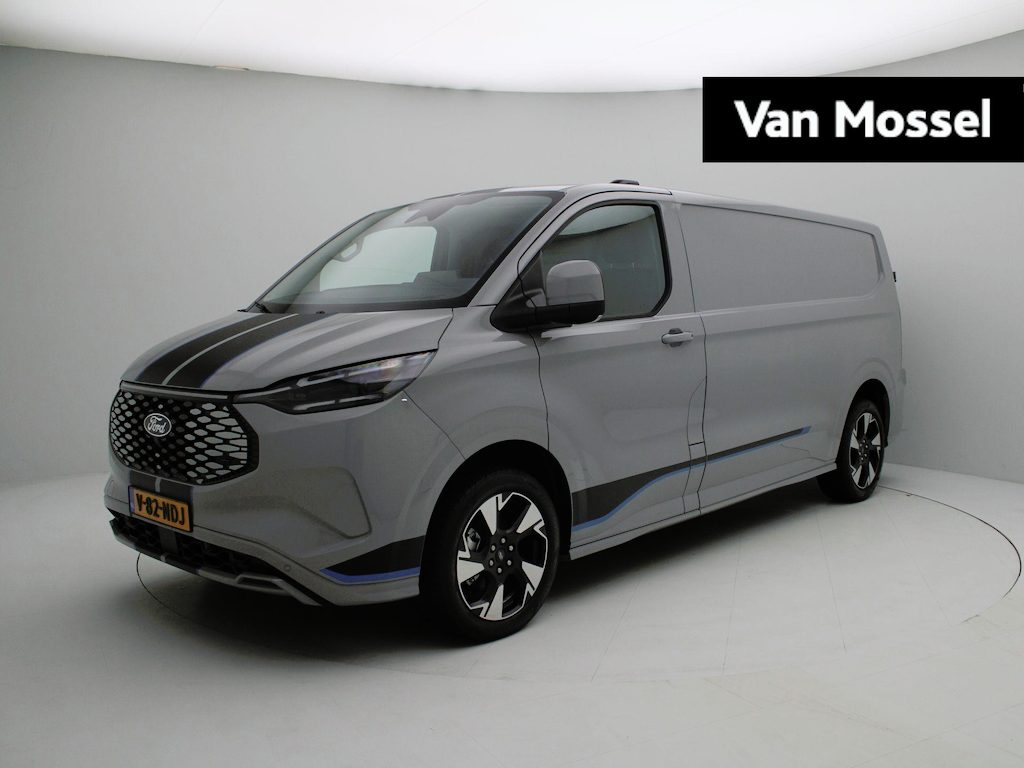 Ford E-Transit Cust. 320 L2H1 Sport 65 kWh | Trekhaak | 19 inch velgen | Adaptieve cruise control | Dodehoek detectie |