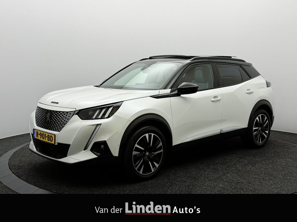Peugeot e-2008 EV GT 50 kWh SOH 91,7% | Panoramadak | Adaptive Cruise | Park Assist | 3D i-Cockpit | Full-Led | Sfeerverlichting