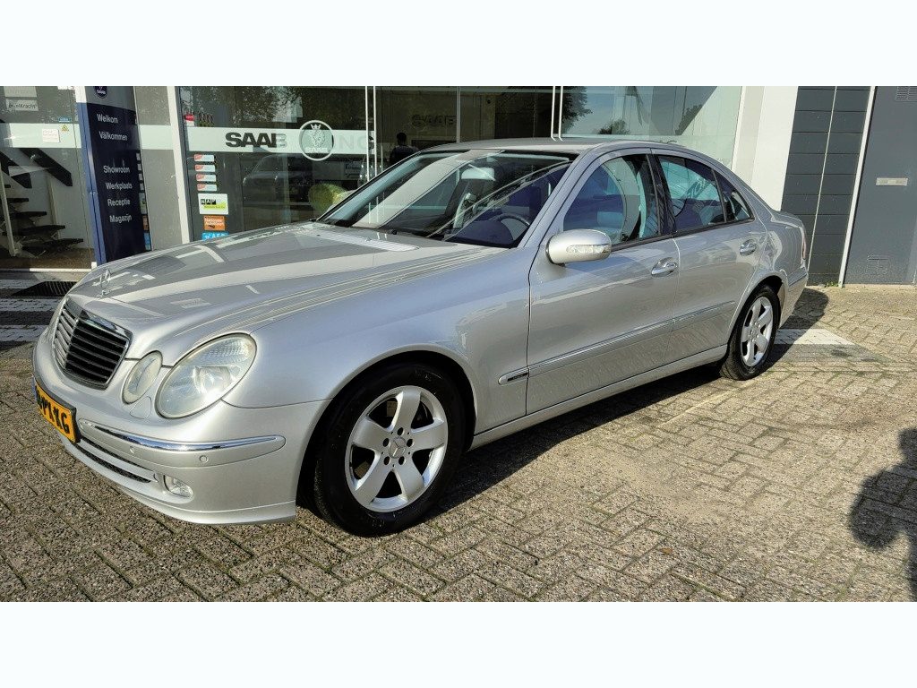 Mercedes-Benz E-klasse 200 Kompressor Avantgarde Youngtimer