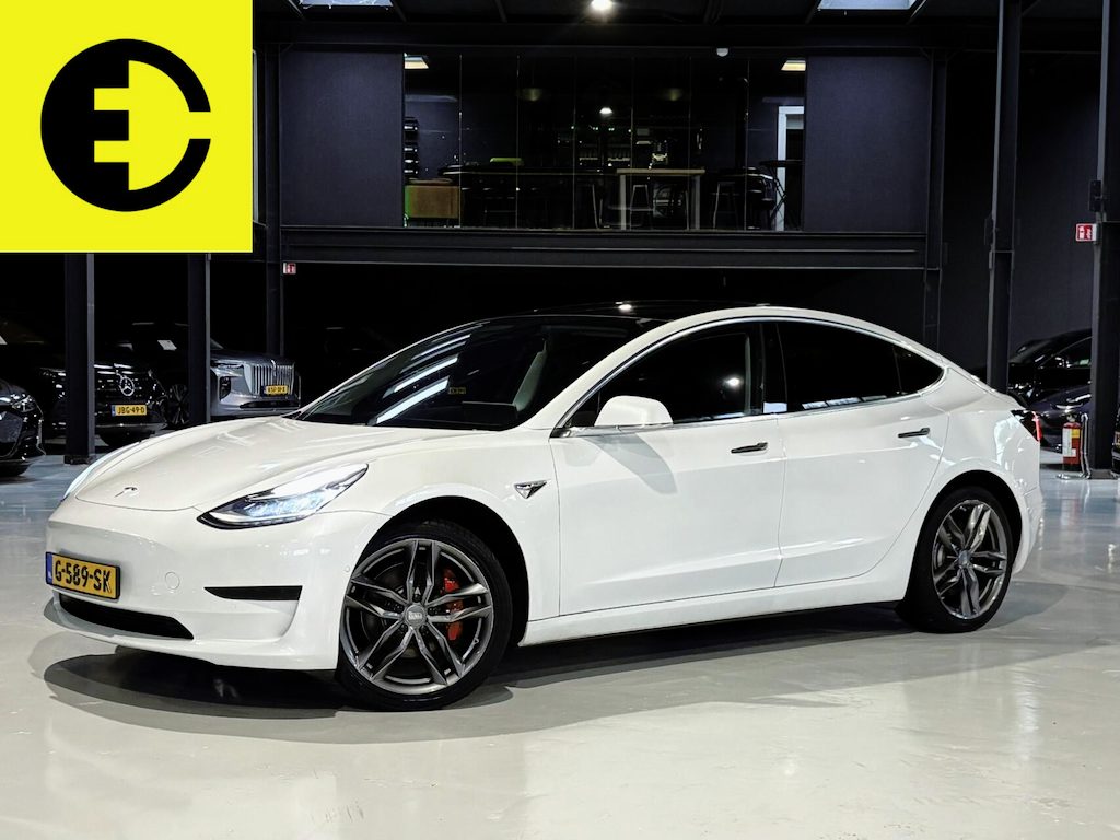 Tesla Model 3 Standard RWD Plus 60 kWh | Stoelverwarming | Pano | Leder