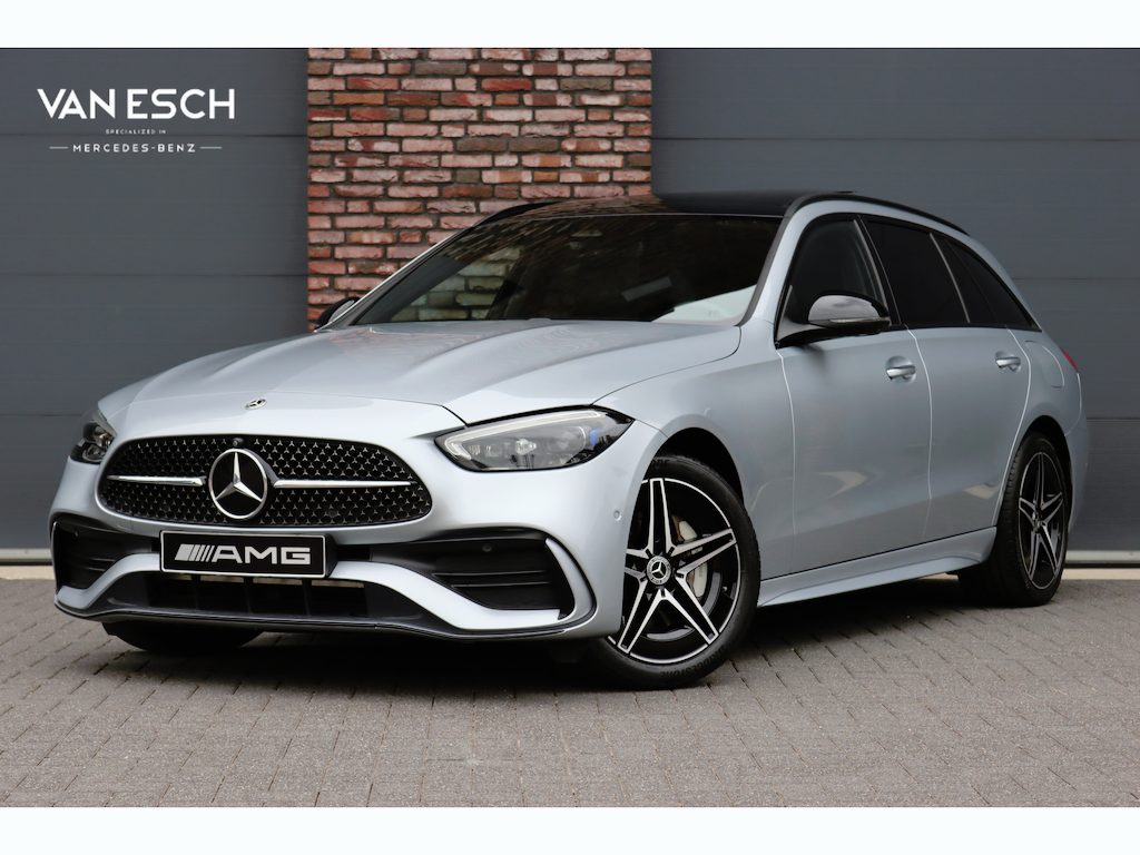 Mercedes-Benz C-klasse Estate 300 e AMG Line | Panoramadak | Distronic | Memory | Trekhaak | Digital Light | Surround Camera | Keyless Go | Dodehoekassistent |