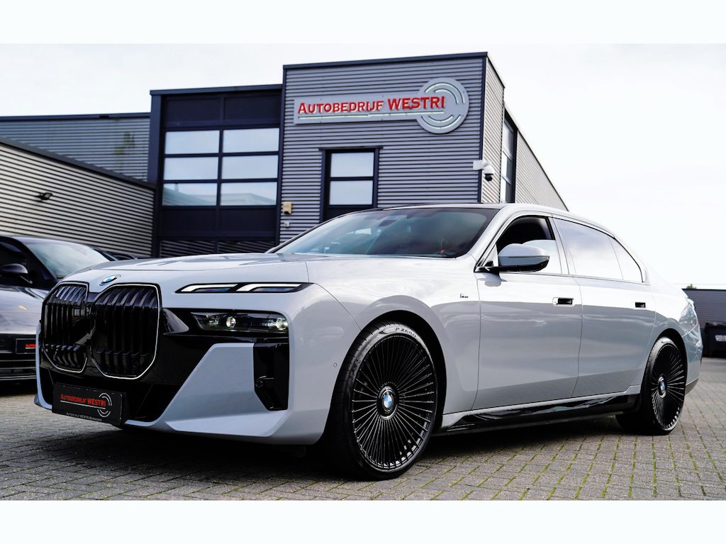 BMW i7 EDrive50 106 kWh | Brooklyn Grau | Driving Assistant Professional | Iconic Glow | 22INCH | Bowers & Wilkins | HuD | Veganza